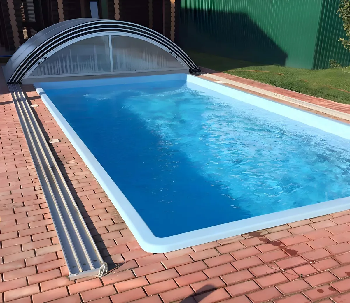 Laguna 7 — вечернее освещение в Краснодаре